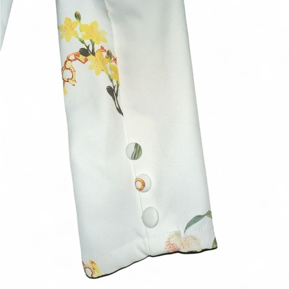 LUXXEL Floral Chain Print Blazer & Shorts Set Belted + High Waist Short Size S - Picture 7 of 9